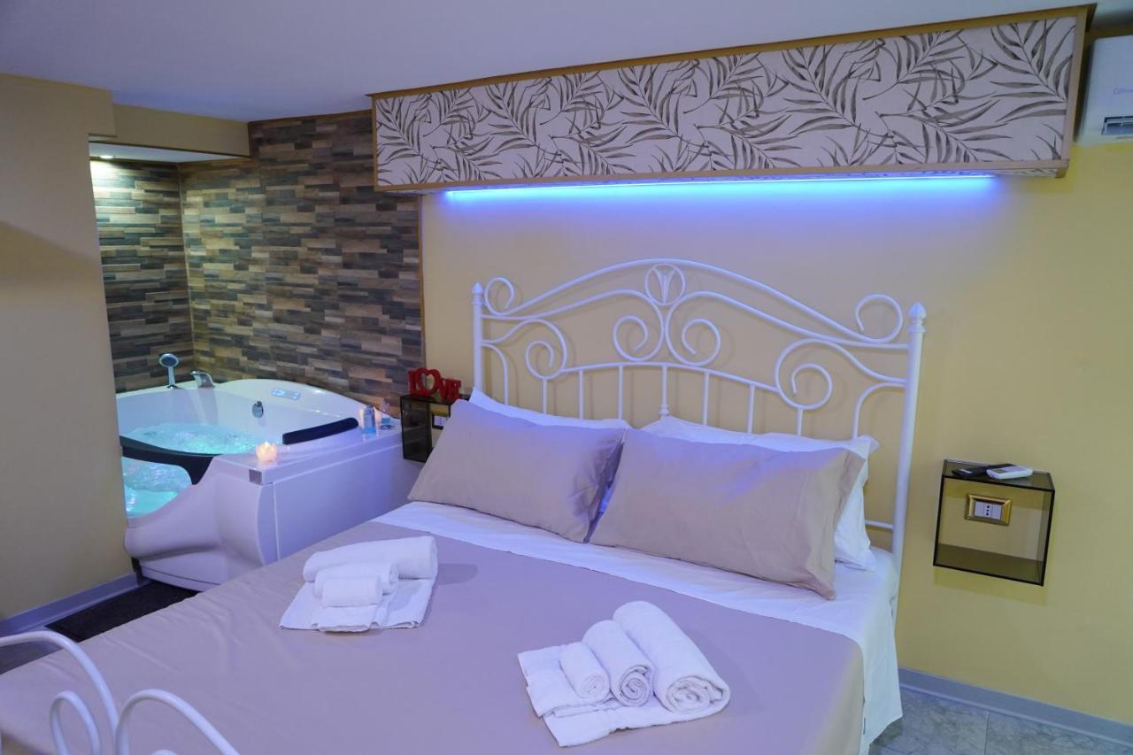 Corte Manzoni Independent Suite كاتانيا المظهر الخارجي الصورة
